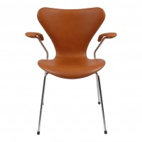 Arne Jacobsen 3207 7er armstol i cognac l der Gratis levering